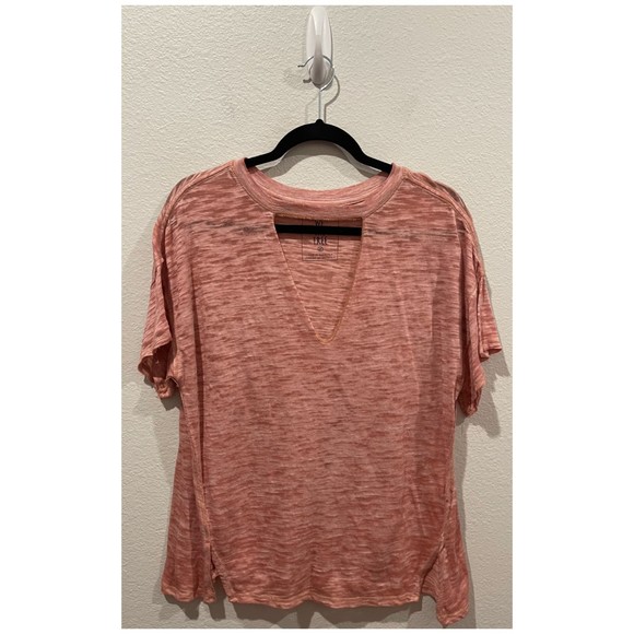 WE THE FREE V-Neck Brown Short Sleeve T-Shirt - Picture 1 of 5
